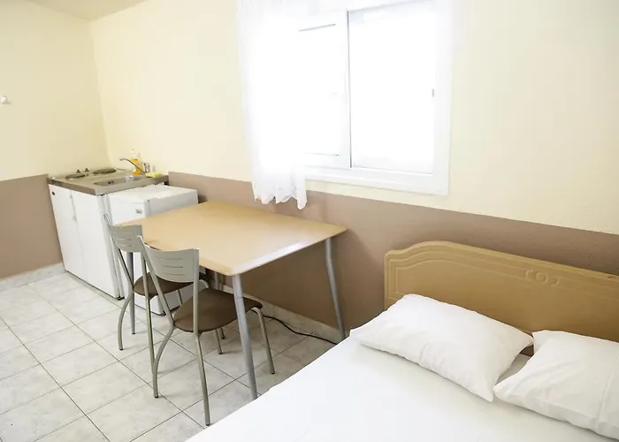 Apartment Gioulis &