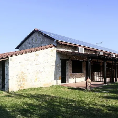 Apartman Gioulis & *