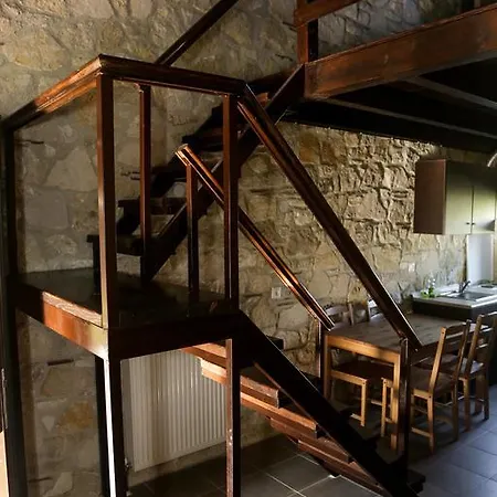 Gioulis & Apartment Nea Plagia